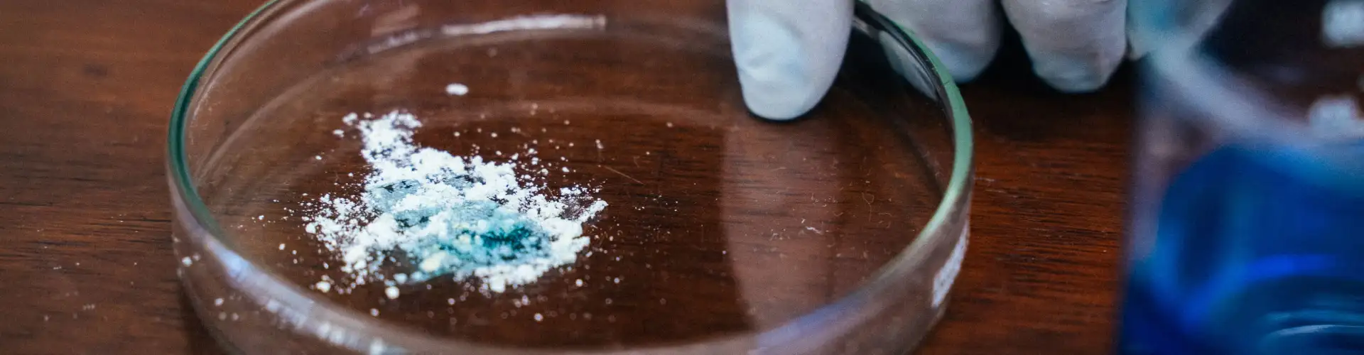 Coca&iuml;neverslaving: Symptomen, Crack, Gevolgen en Behandeling